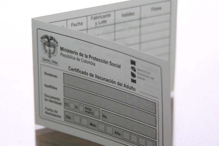 Carné de vacunación: se exigirá el esquema completo a mayores de 12 años a partir de este martes
