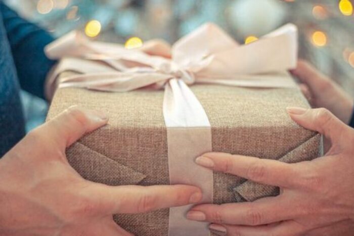 Sorprender a los hombres es difícil, pero no imposible: 5 regalos para amor y amistad
