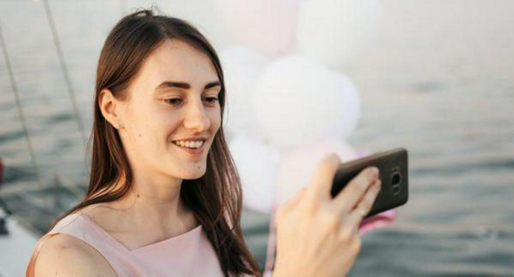 Pilas con los signos de alerta que indican uso excesivo de las redes sociales