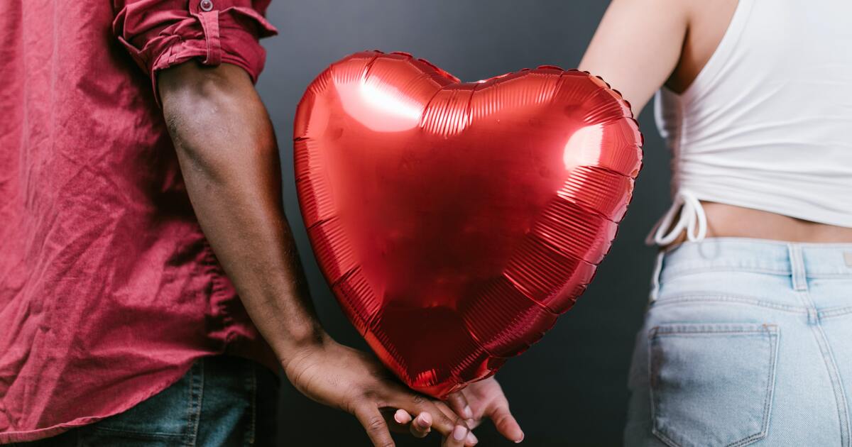 Love bombing: ¿un bombardeo de falso amor por parte de personas manipuladoras?