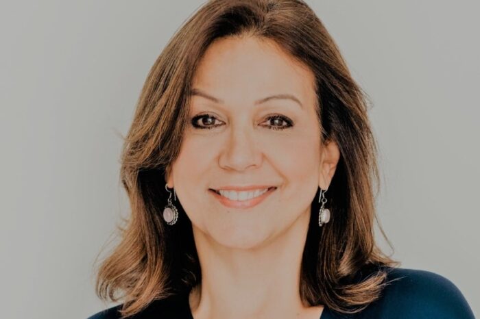 “El edadismo se empieza a sentir desde los 40 años, pero aún sigue siendo invisible"